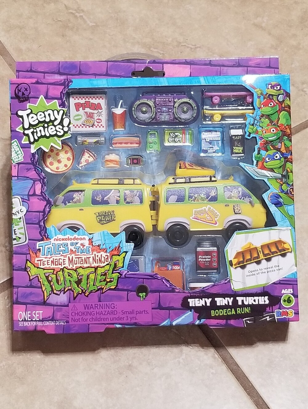 Teeny Tinies x Nickelodeon Teenage Mutant Ninja Turtles Bodega Run! 20pc Playset